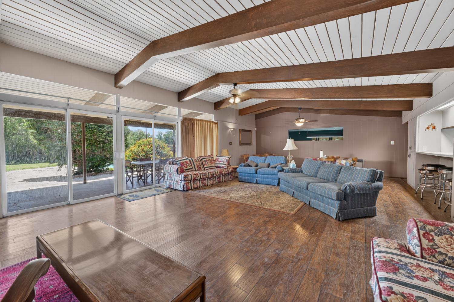 3878 River Road