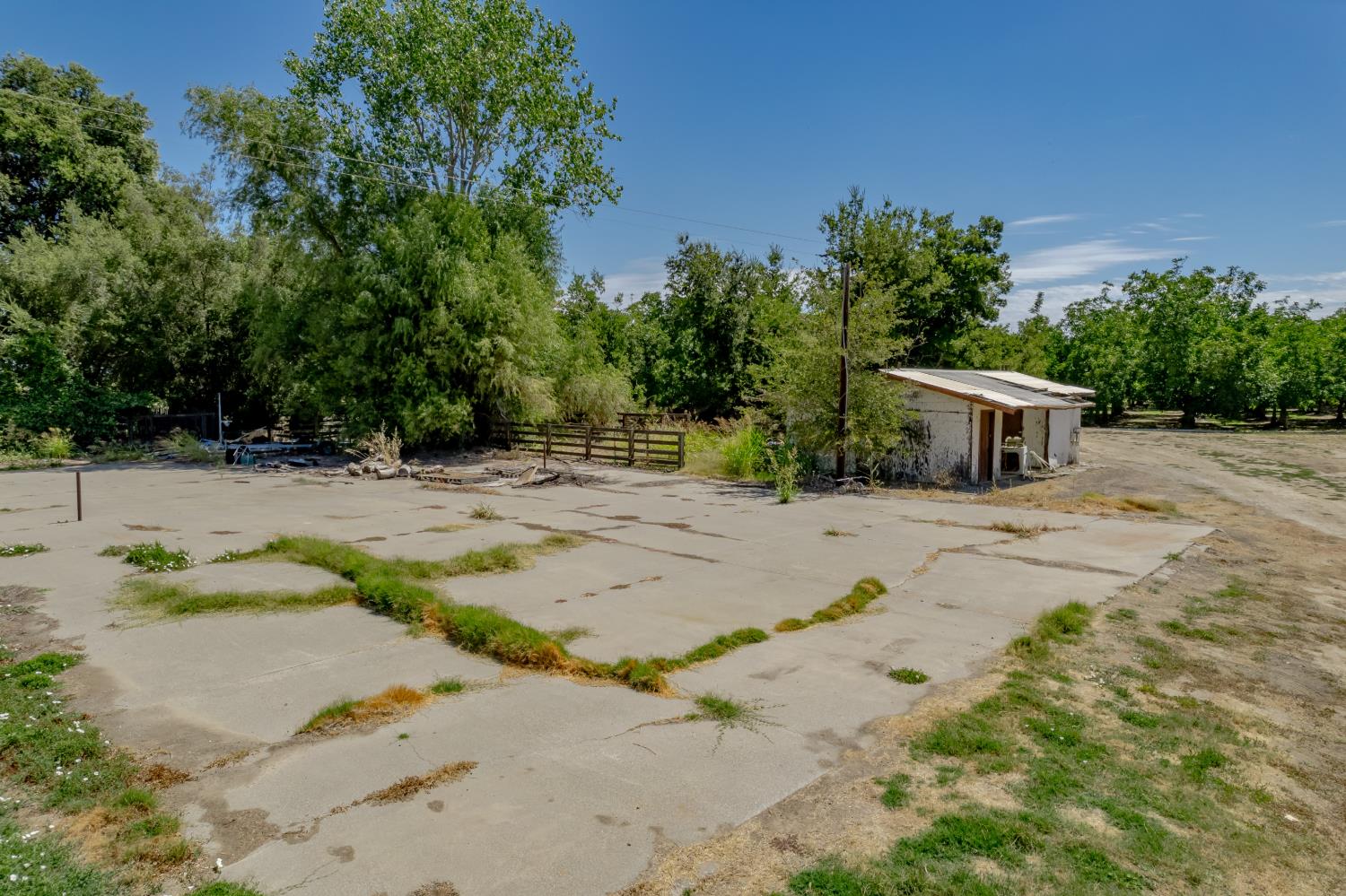 3878 River Road