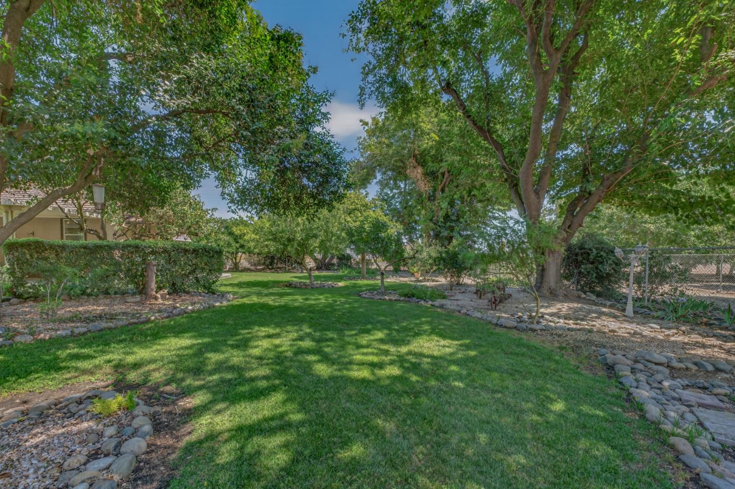 2041 Old Highway 99w