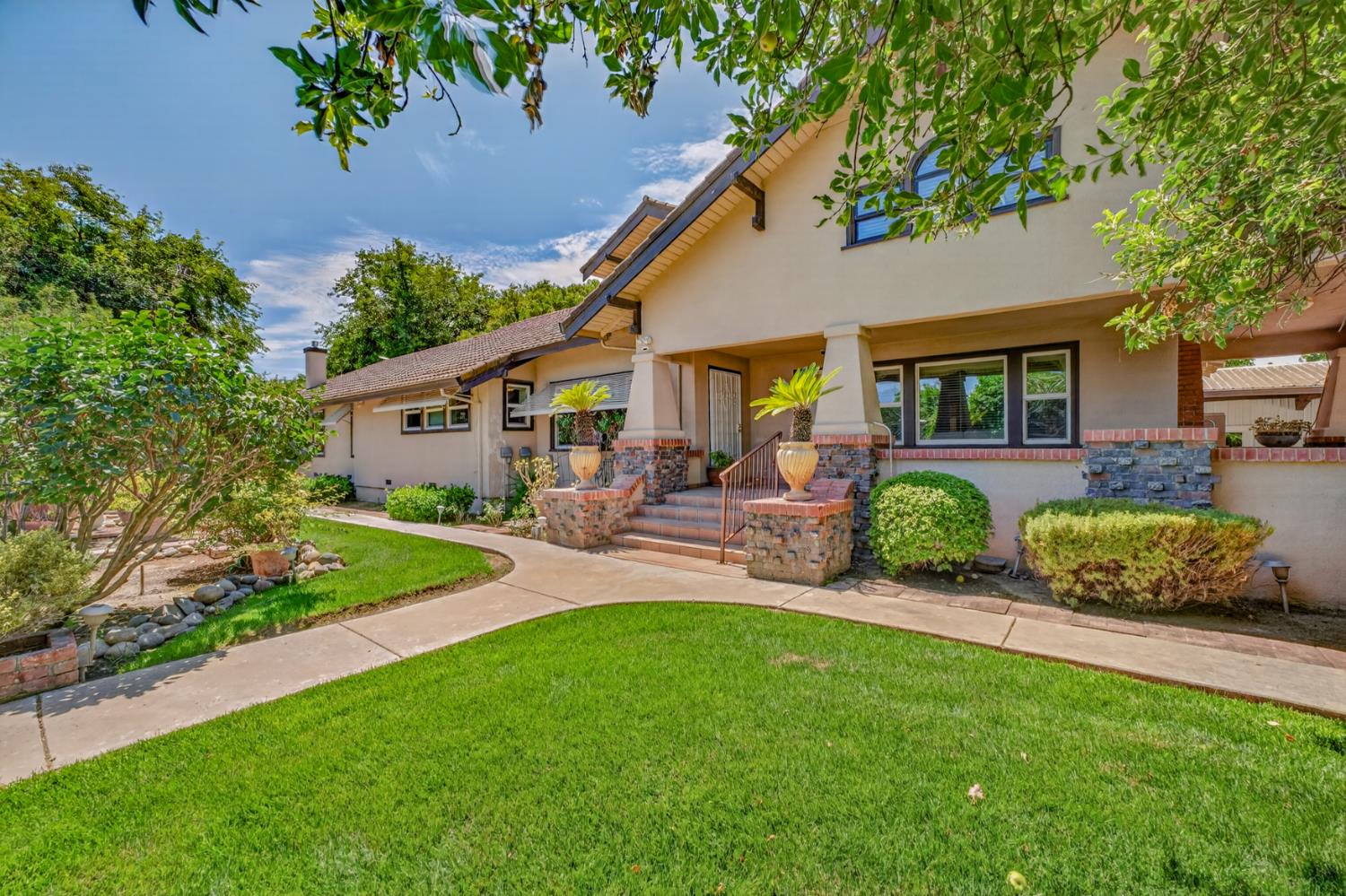 2041 Old Highway 99w