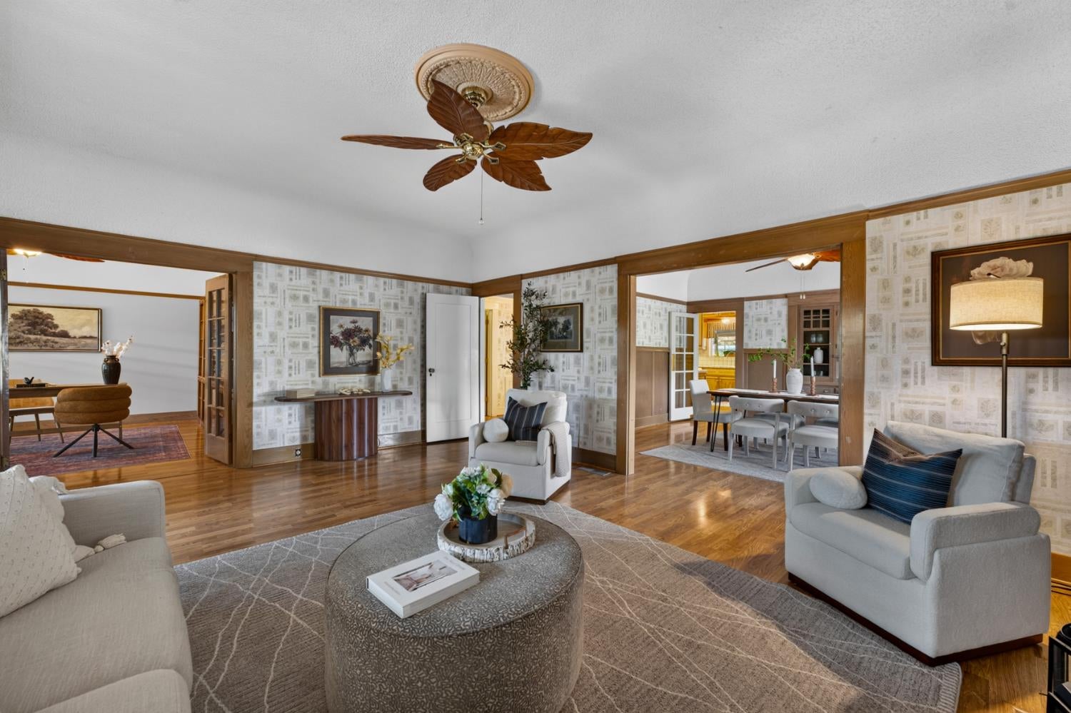 2041 Old Highway 99w