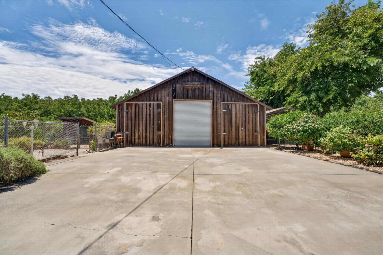 2041 Old Highway 99w