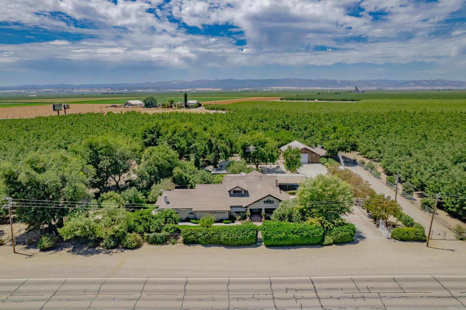 2041 Old Highway 99w