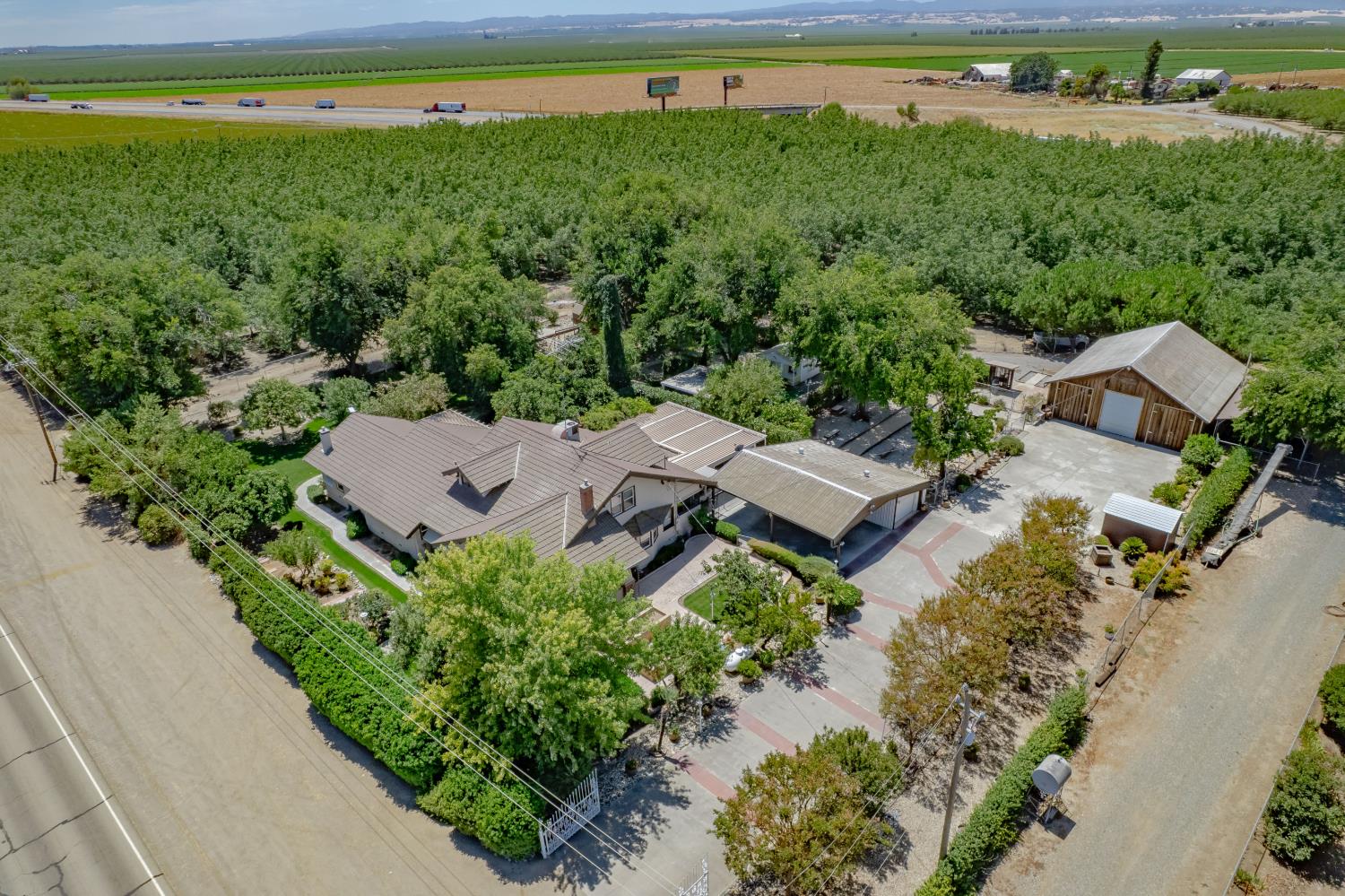 2041 Old Highway 99w