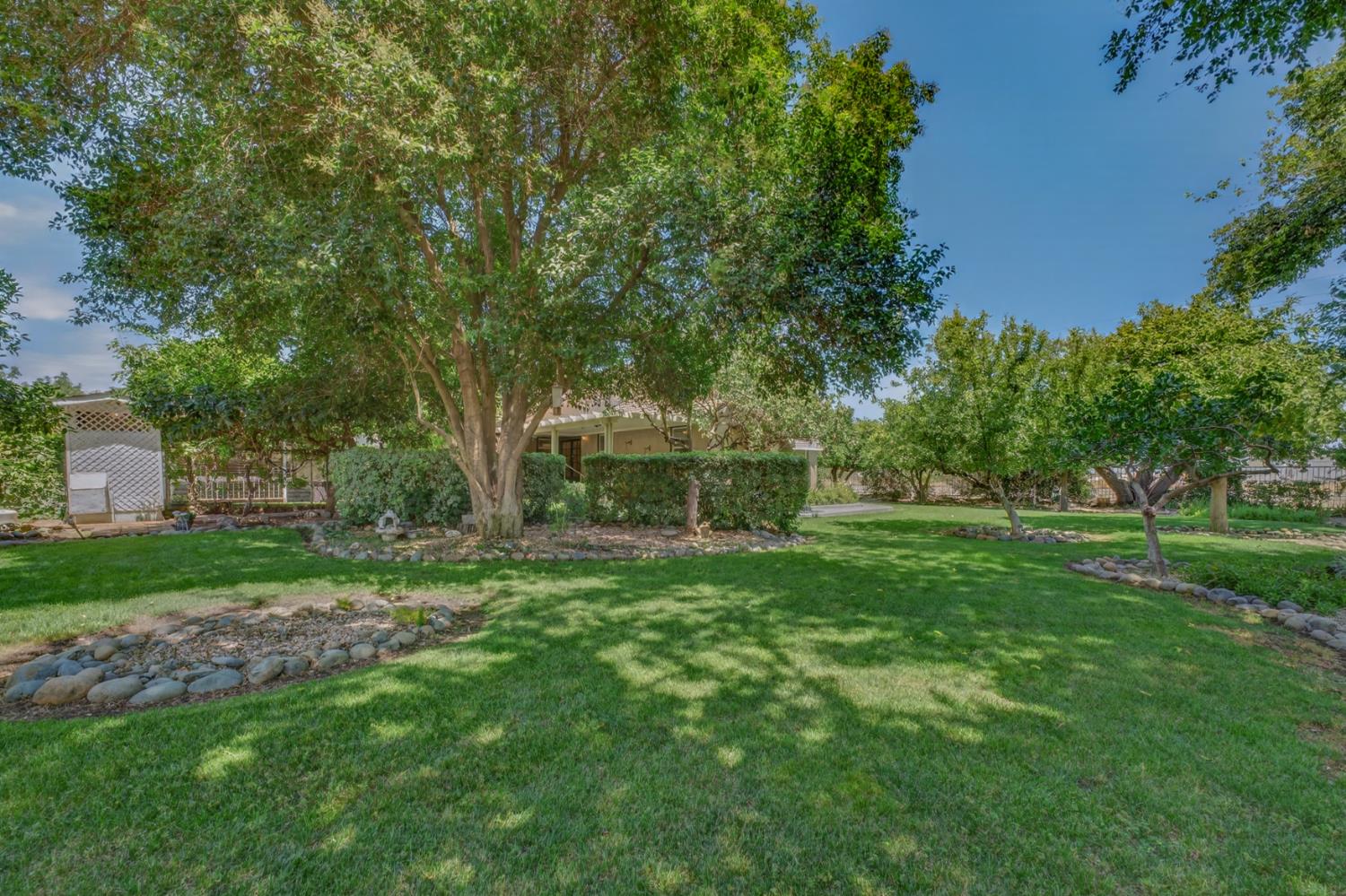 2041 Old Highway 99w