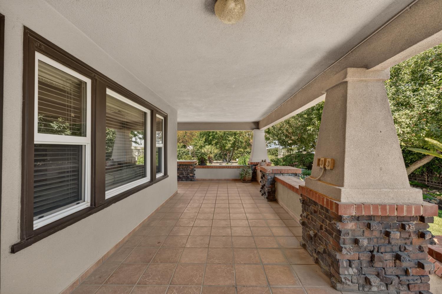 2041 Old Highway 99w