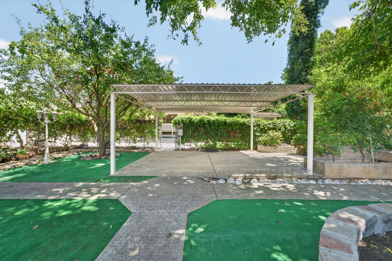 2041 Old Highway 99w