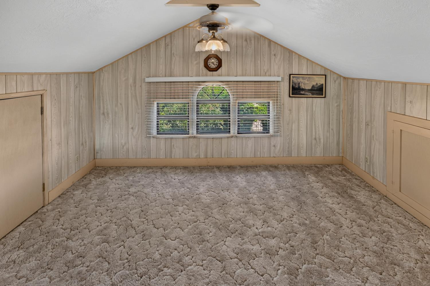 2041 Old Highway 99w