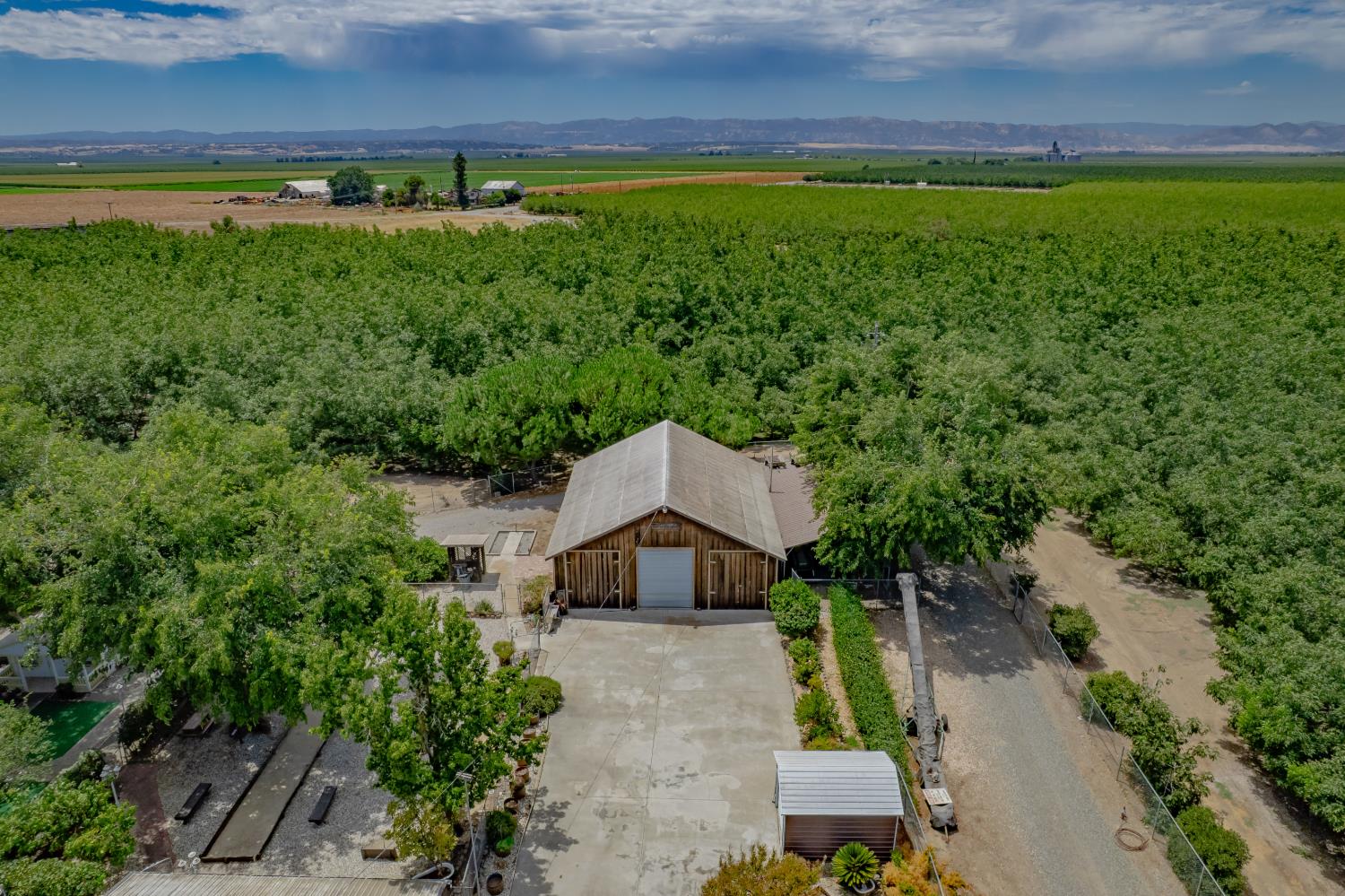 2041 Old Highway 99w