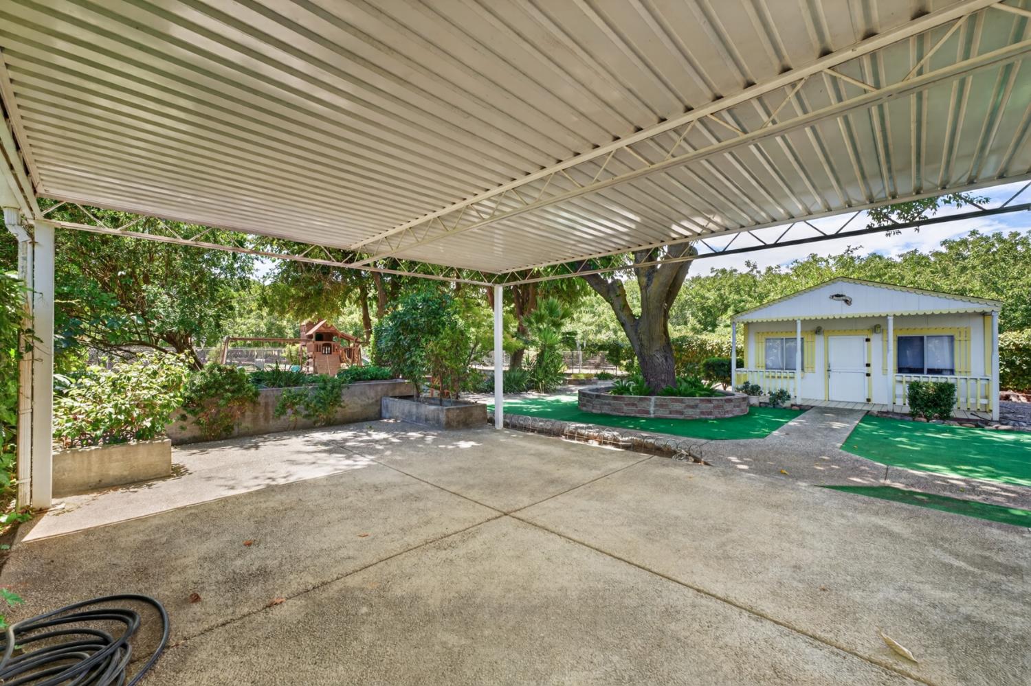 2041 Old Highway 99w