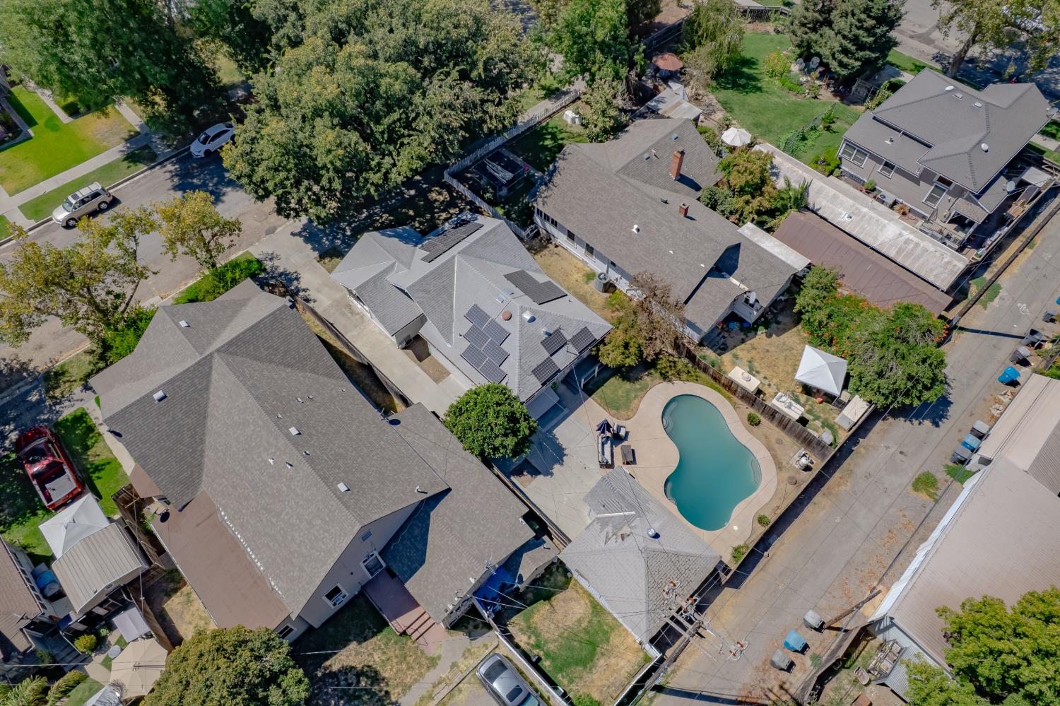 836 Oak Street