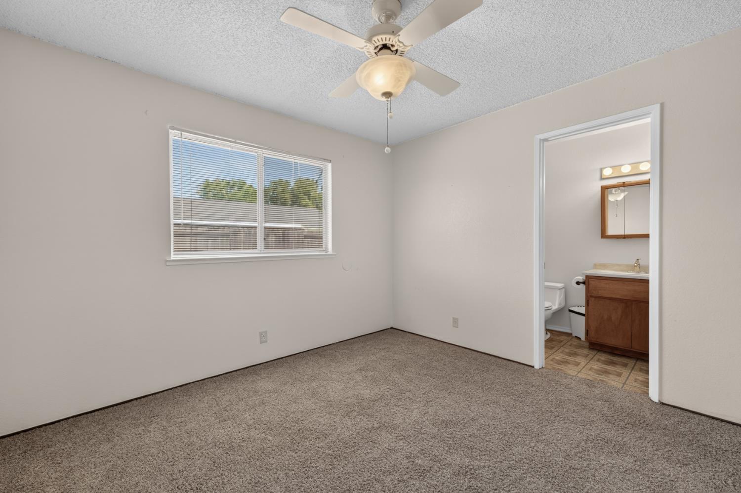 2044 3rd Street