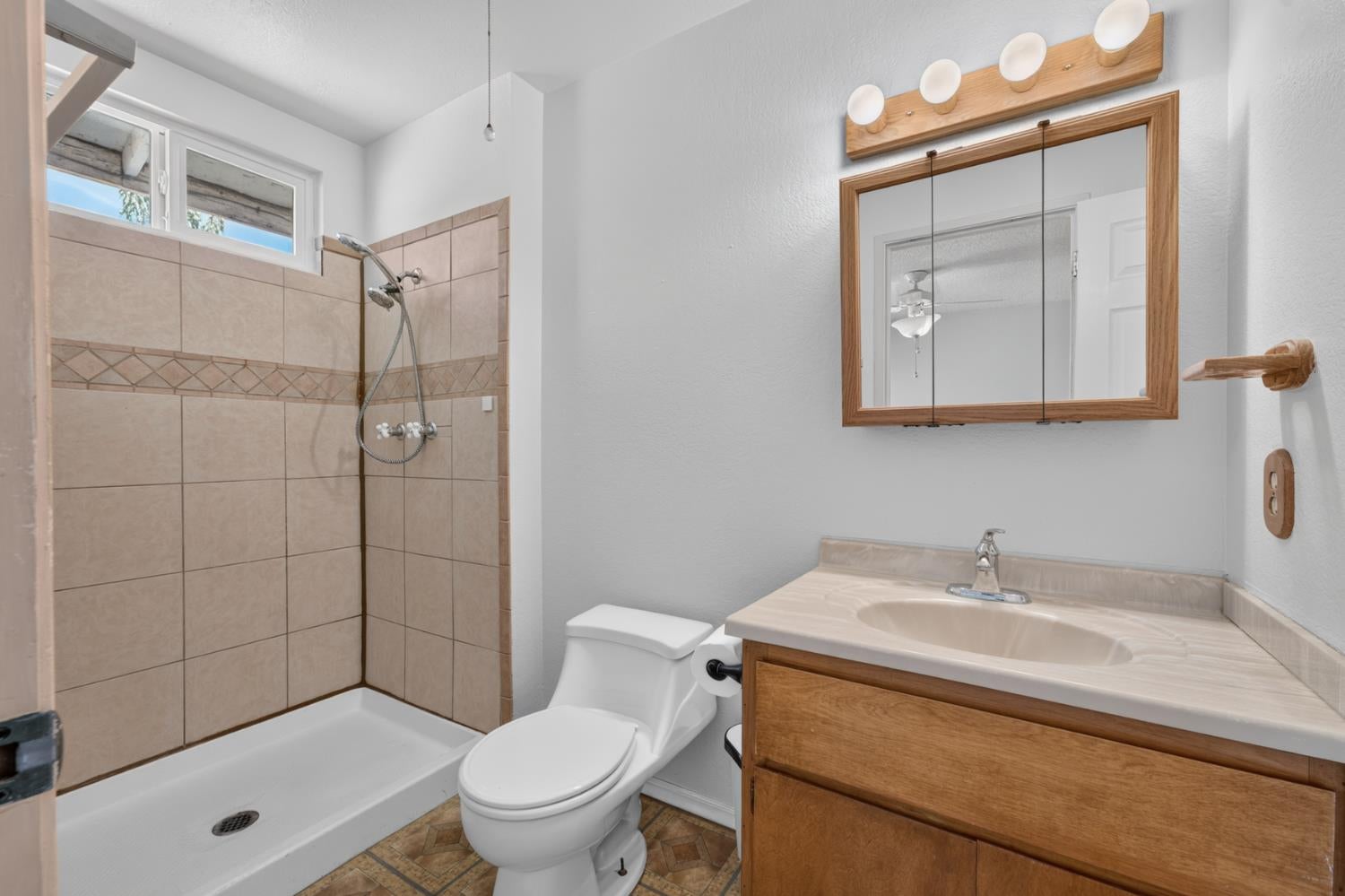 2044 3rd Street