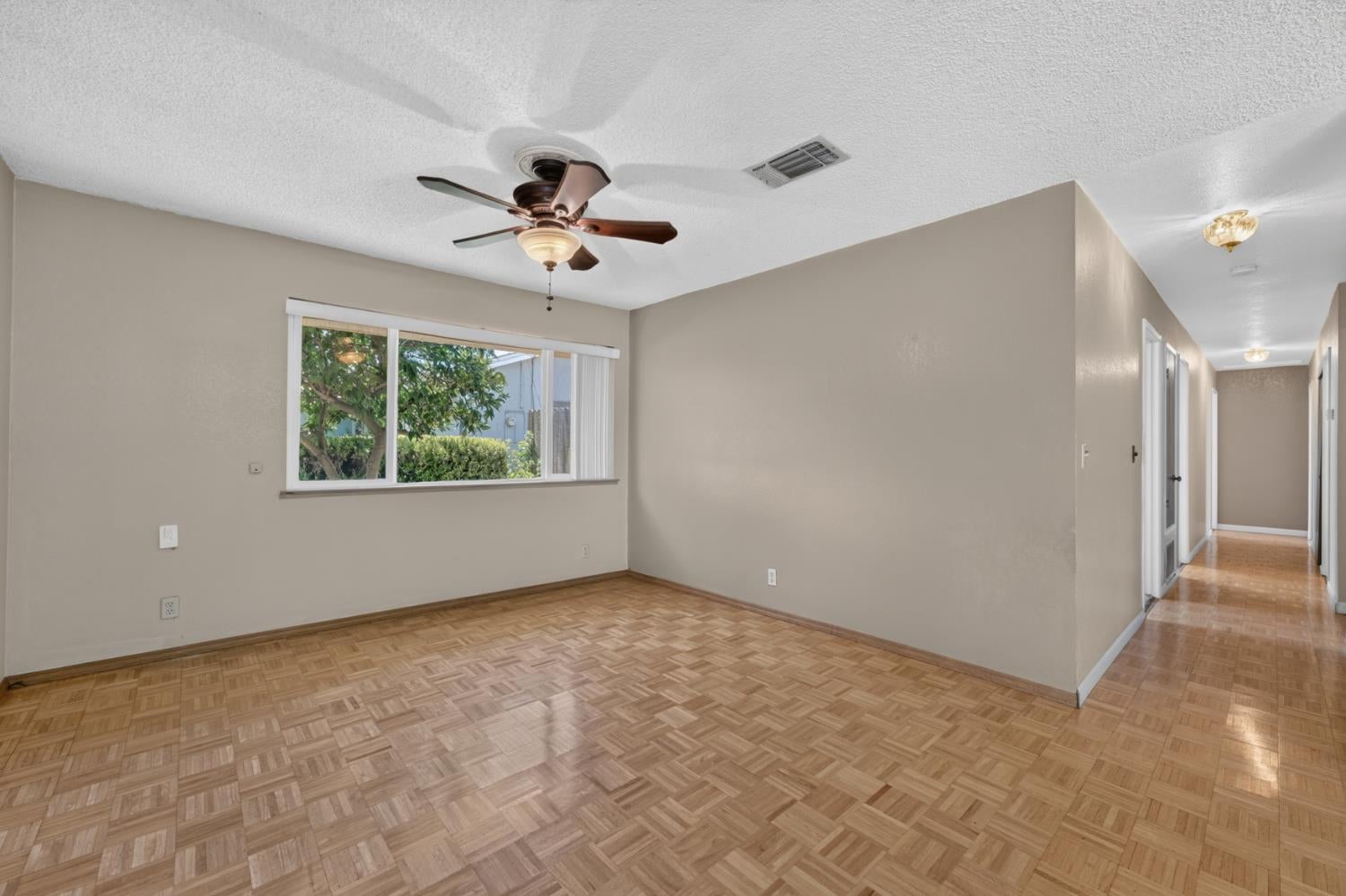 2044 3rd Street