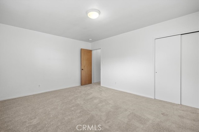 635 W Oak Avenue