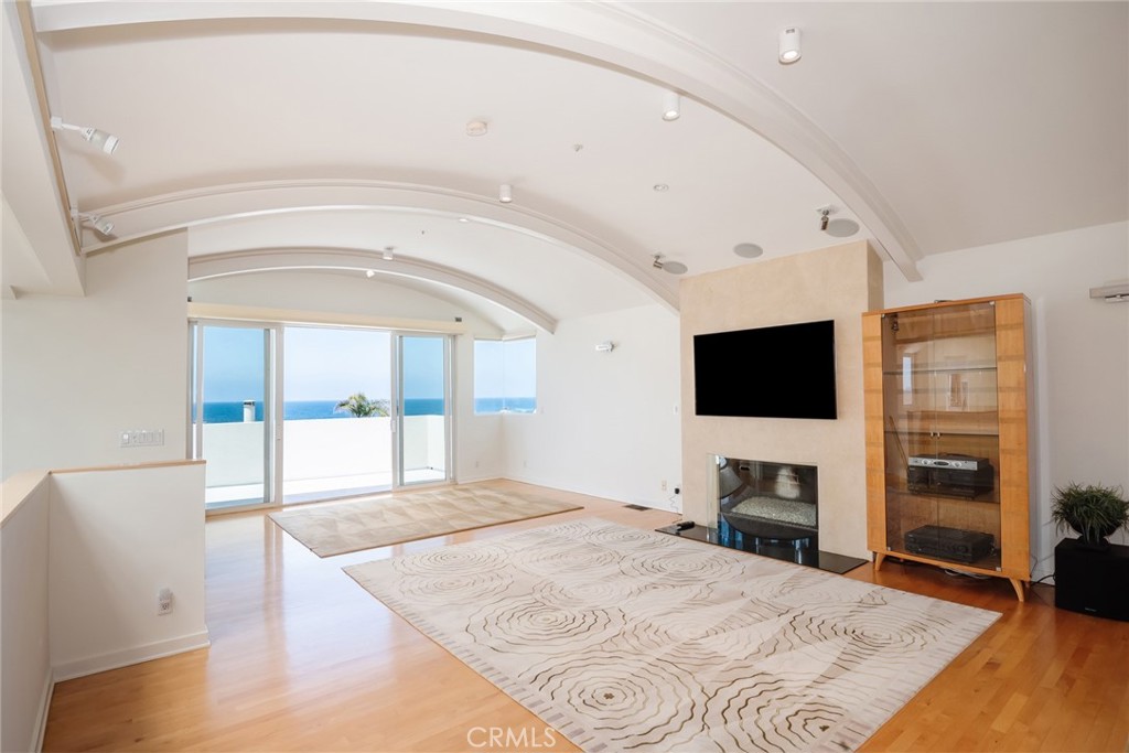 701 Bayview Drive