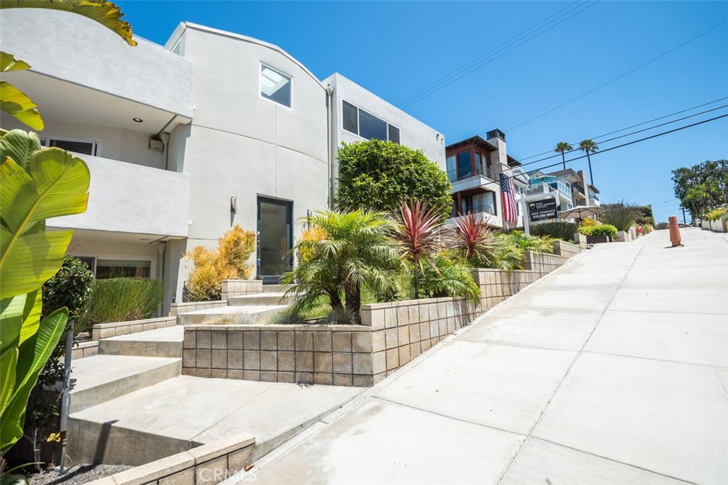 701 Bayview Drive