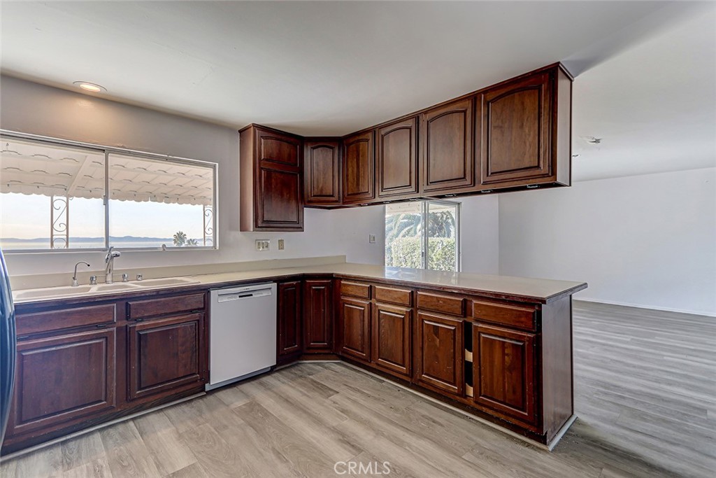3402 Deluna Drive