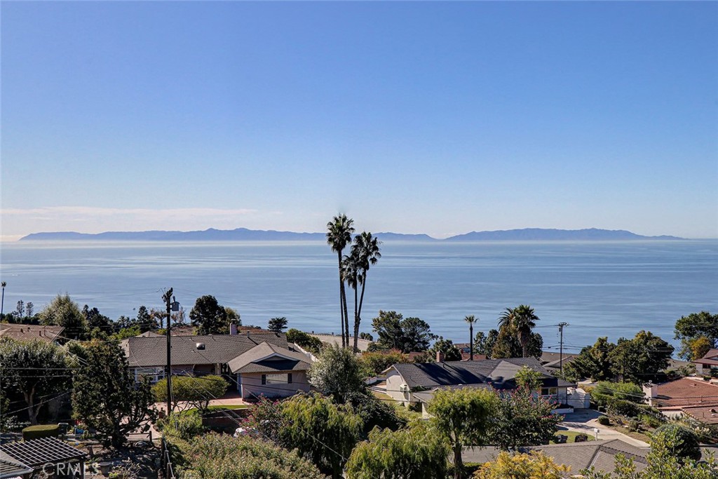 3402 Deluna Drive