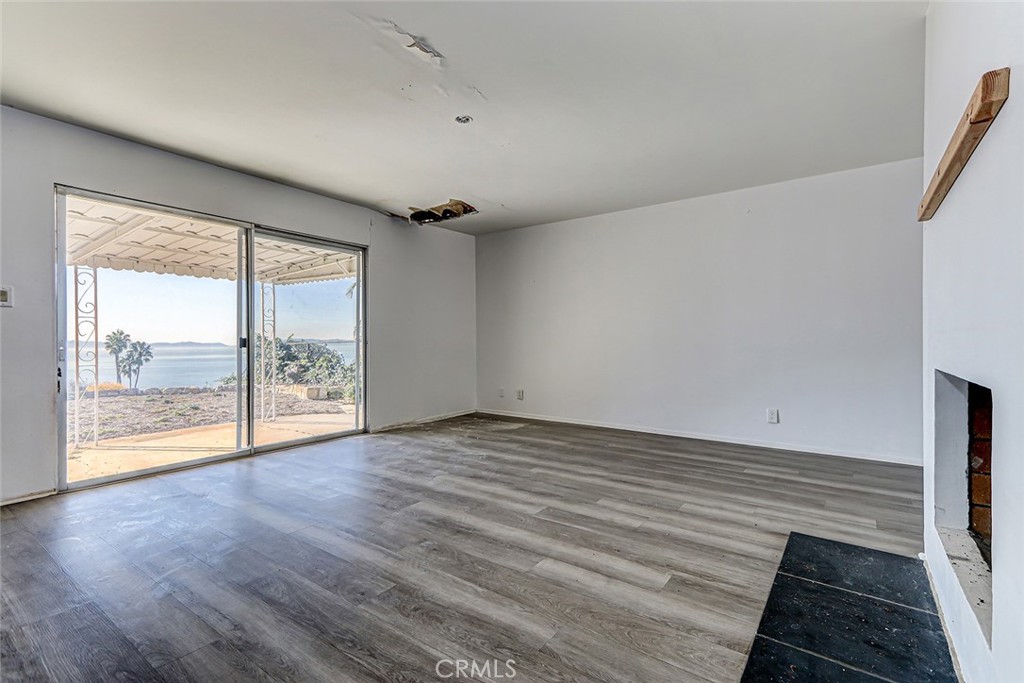 3402 Deluna Drive