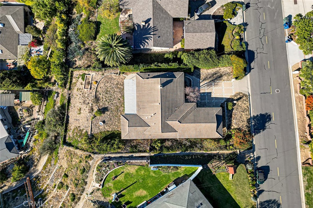 3402 Deluna Drive