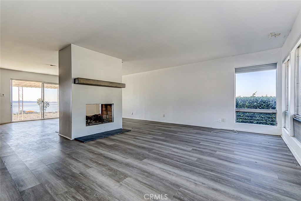 3402 Deluna Drive