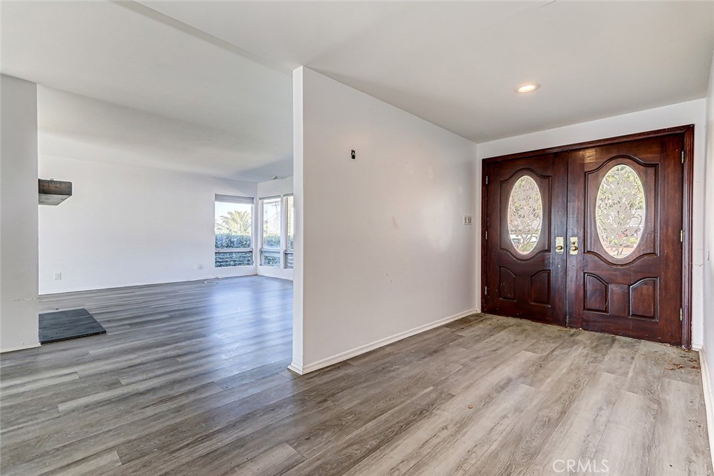 3402 Deluna Drive