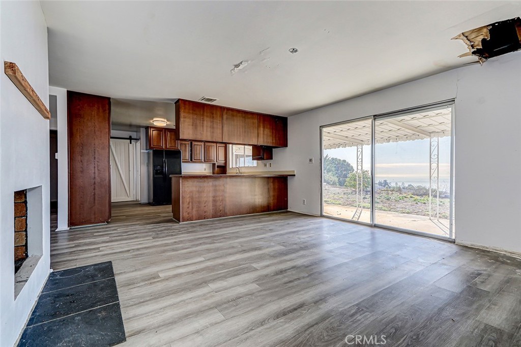 3402 Deluna Drive