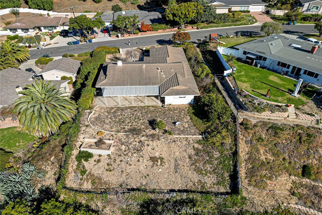 3402 Deluna Drive