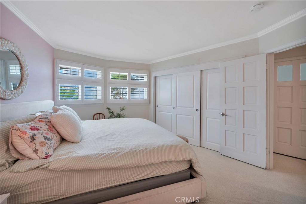 653 Manhattan Beach