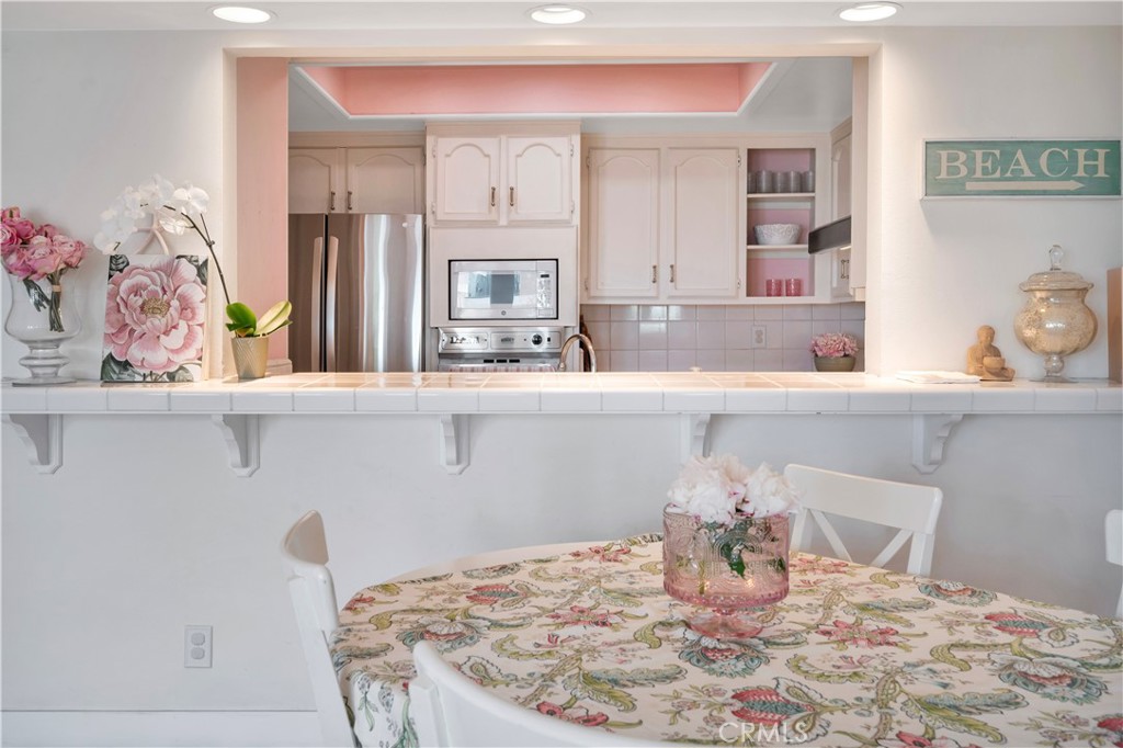 653 Manhattan Beach