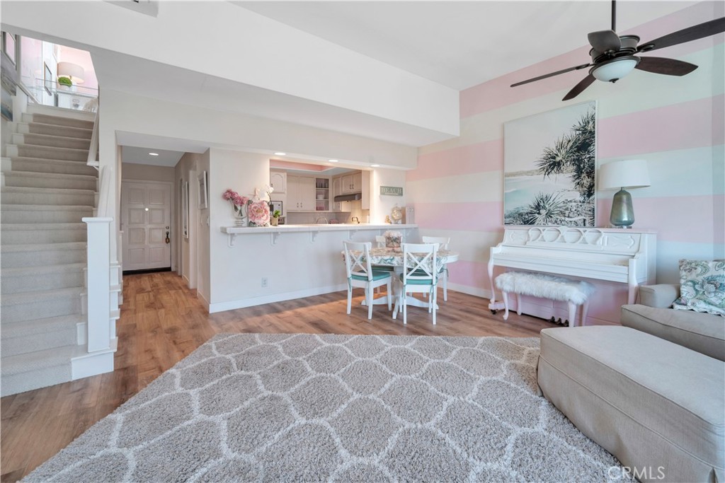653 Manhattan Beach