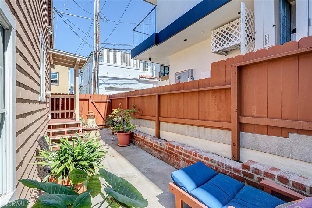 1808 Highland Avenue