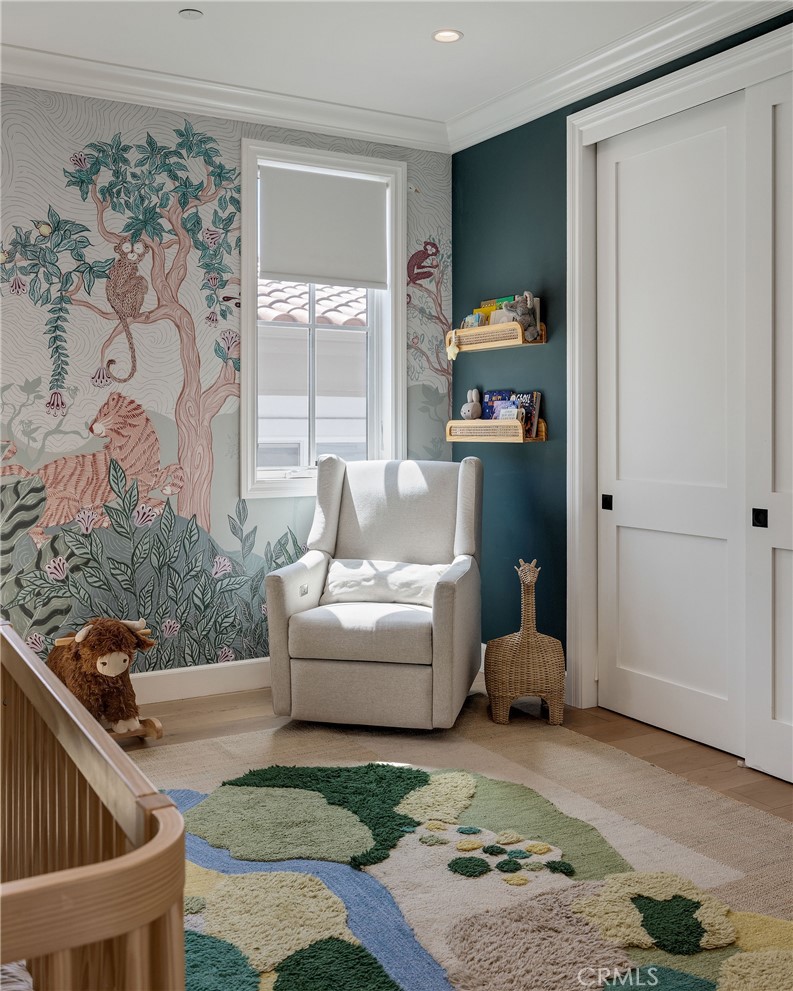 2517 Elm Avenue