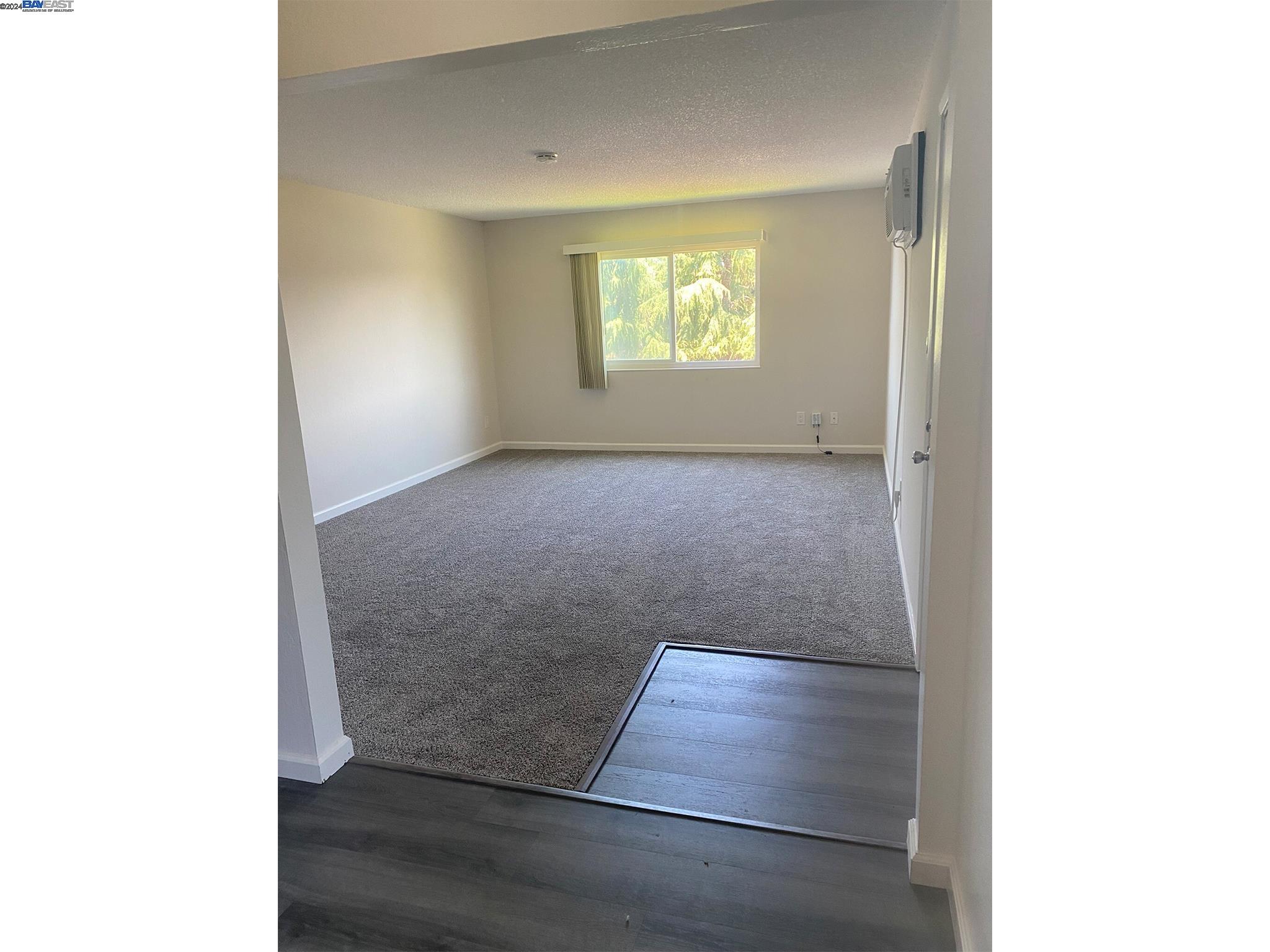 643 E I St
