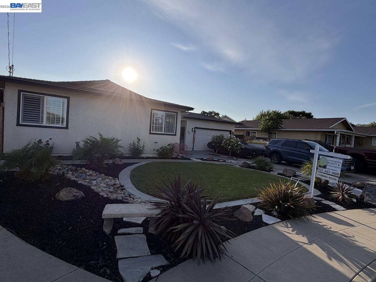 883 Brennan Way