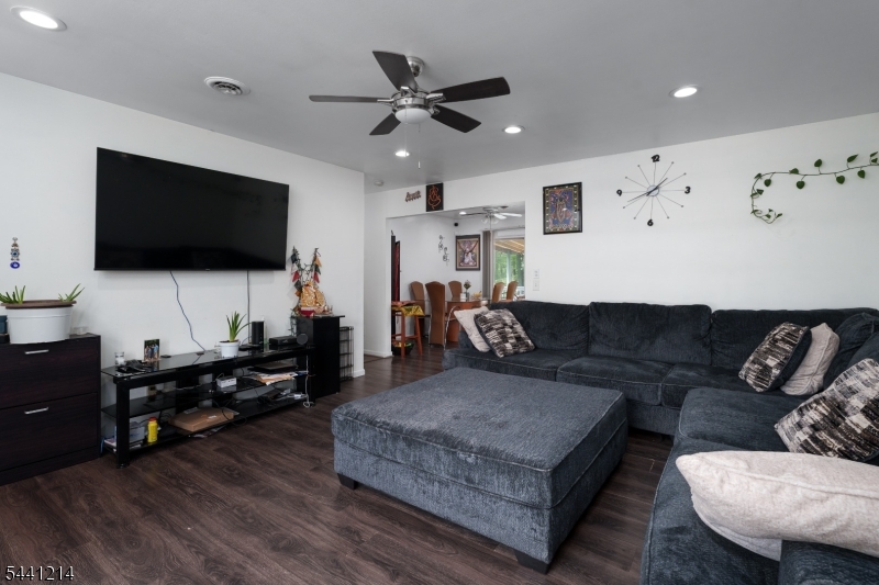 984 New Dover Rd