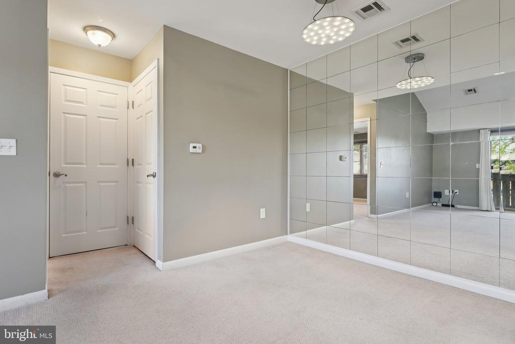 1608 RAVENS CREST DRIVE