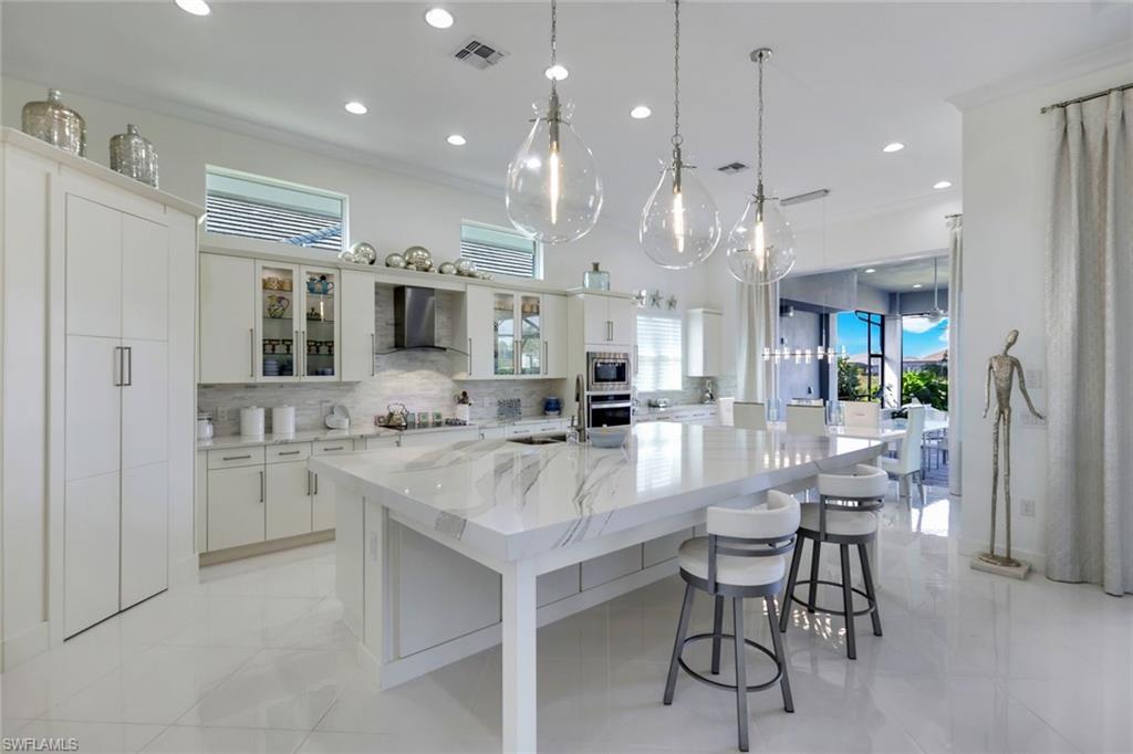 6245 Negril Isle DR