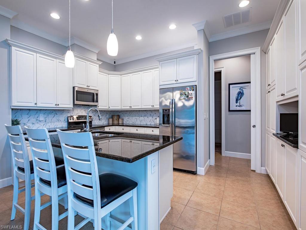 7202 Dominica DR