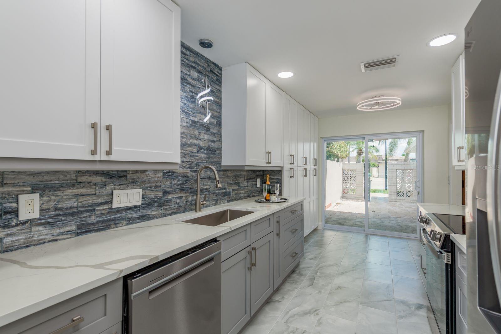 417 E BOCA CIEGA POINT BLVD N #417
