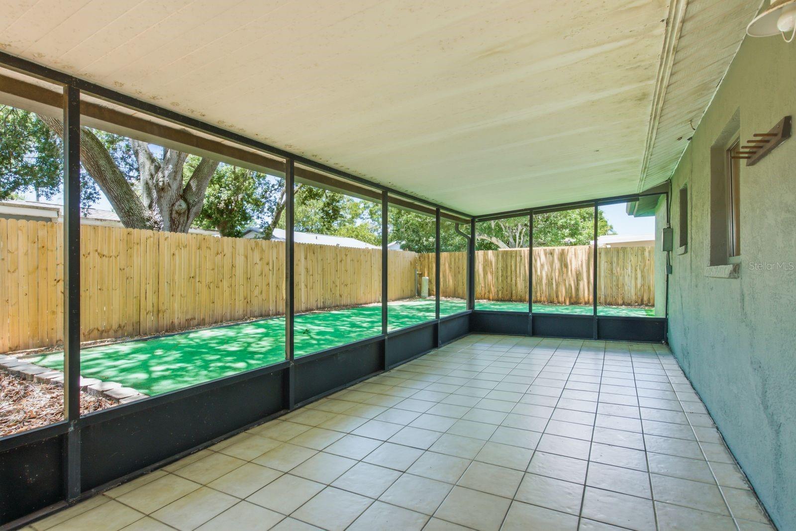 442 EVERGREEN DR