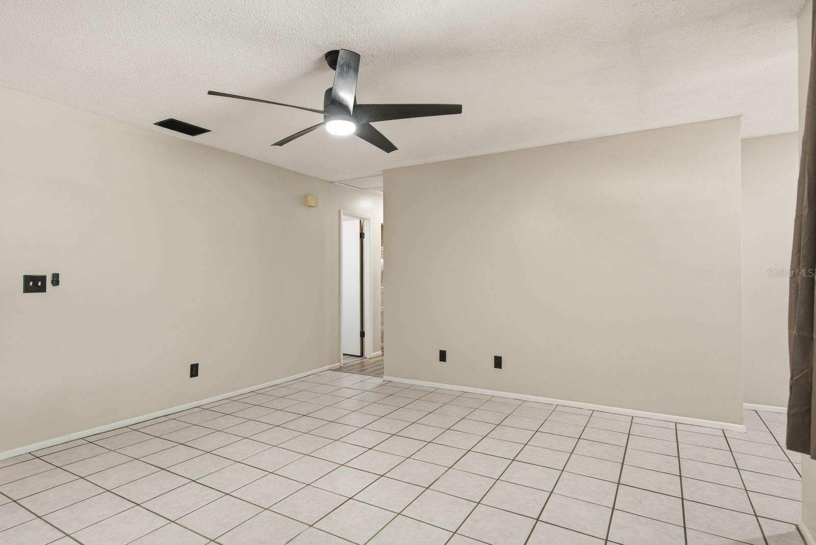 442 EVERGREEN DR