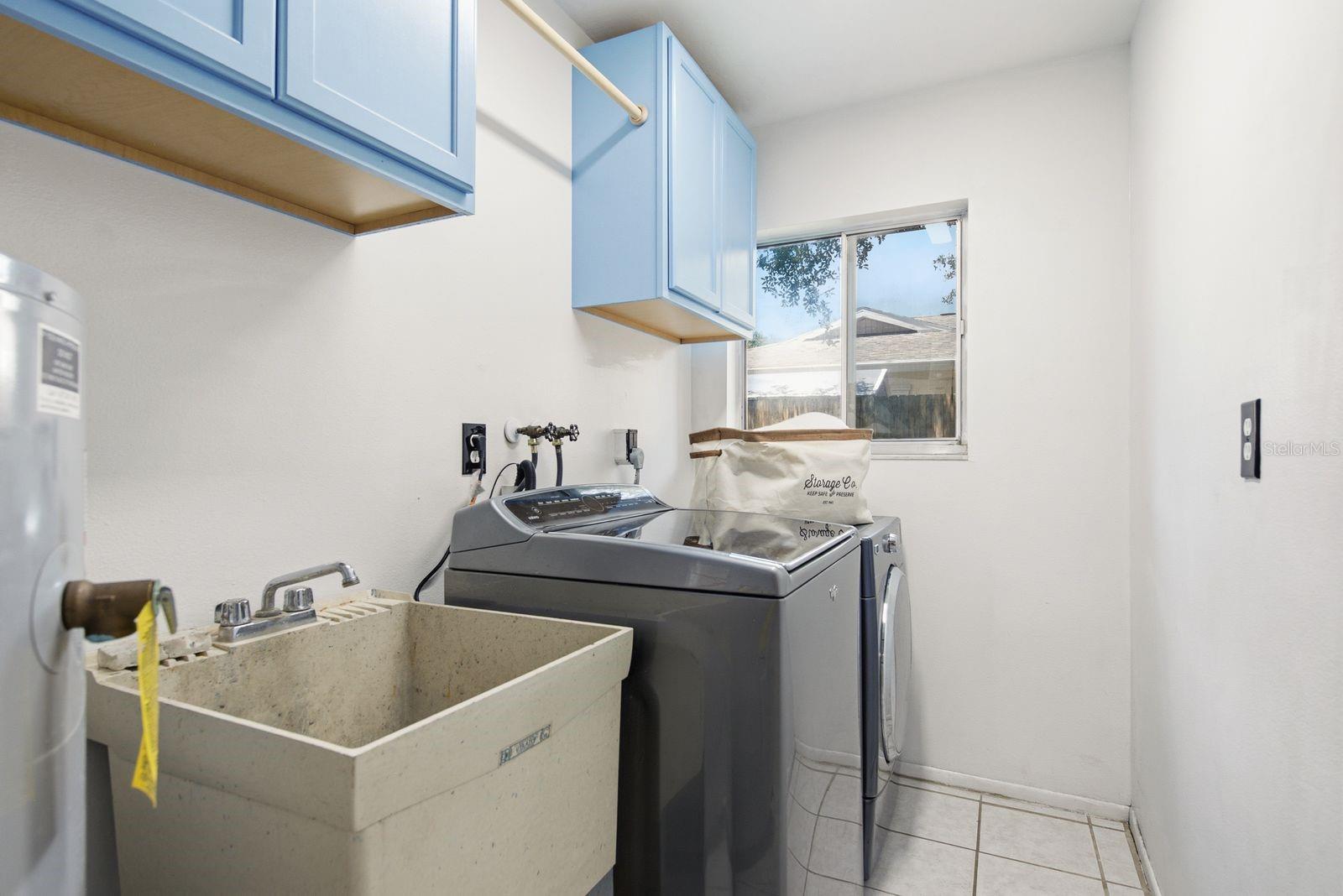 442 EVERGREEN DR