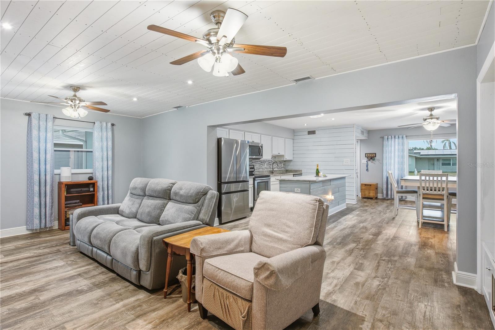 1144 WOODBROOK DR