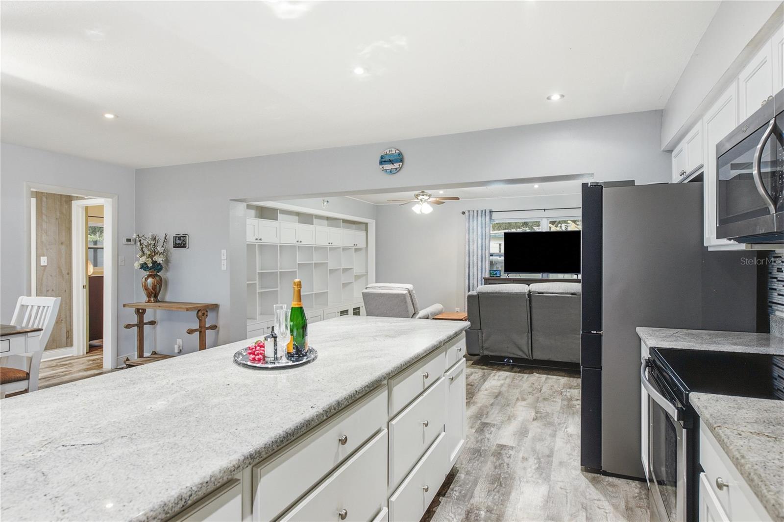 1144 WOODBROOK DR