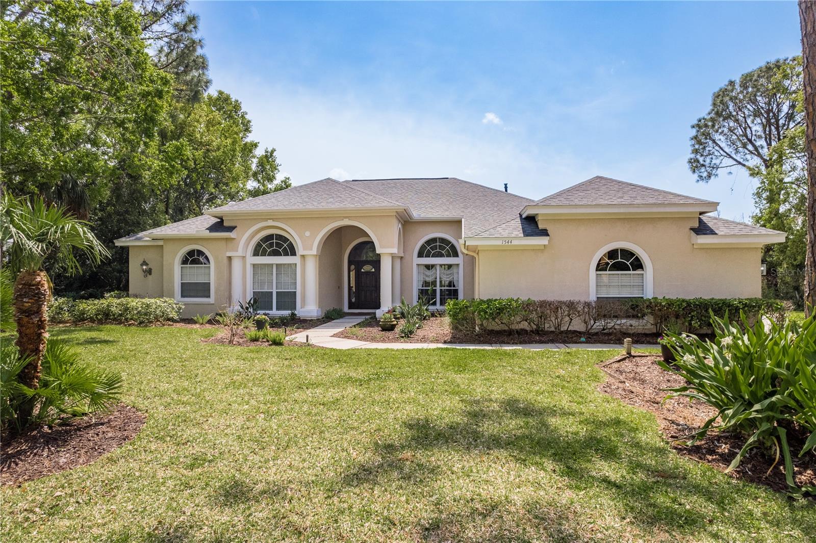 1544 MARY LN