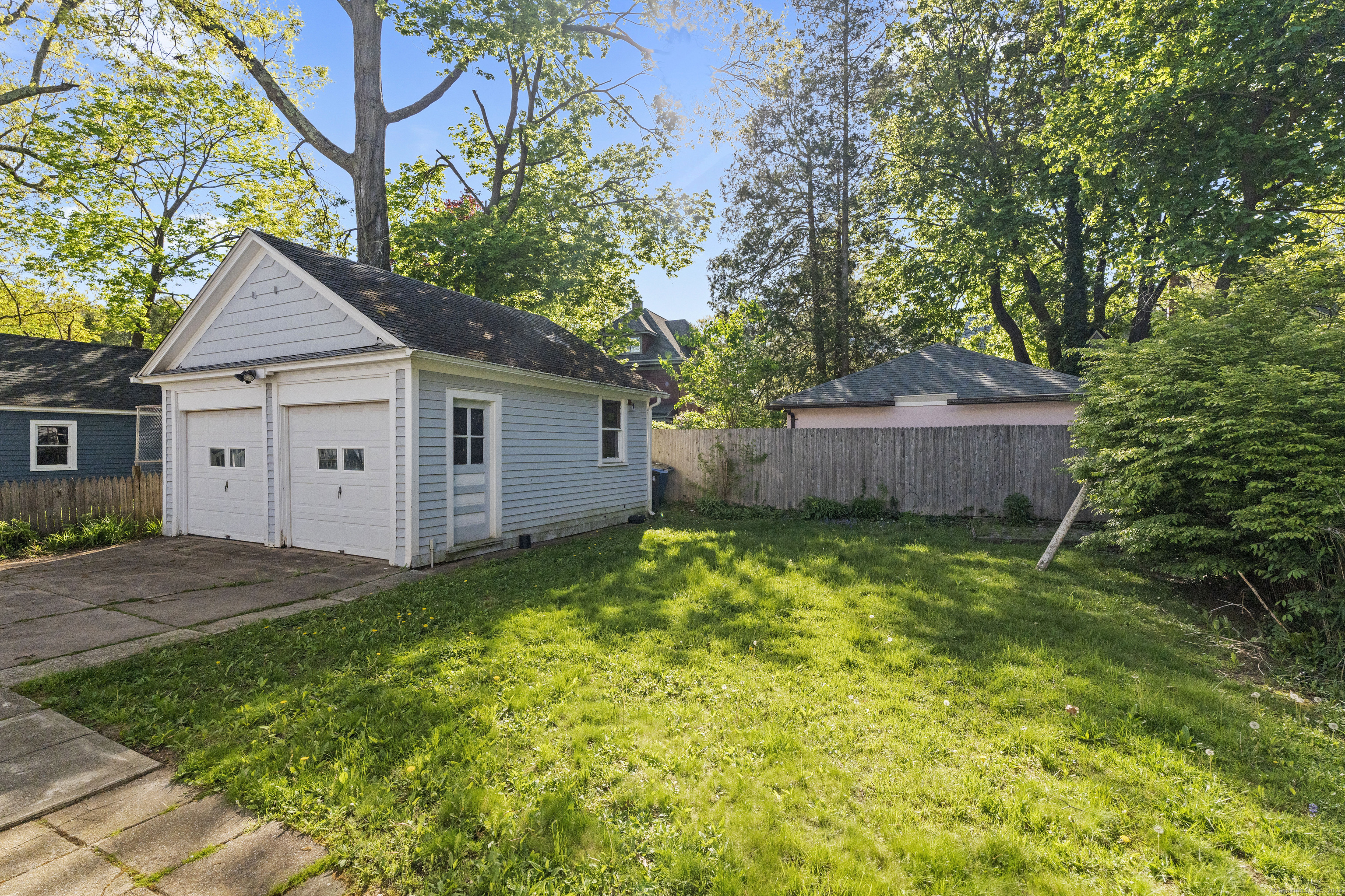 38 Hubinger Street