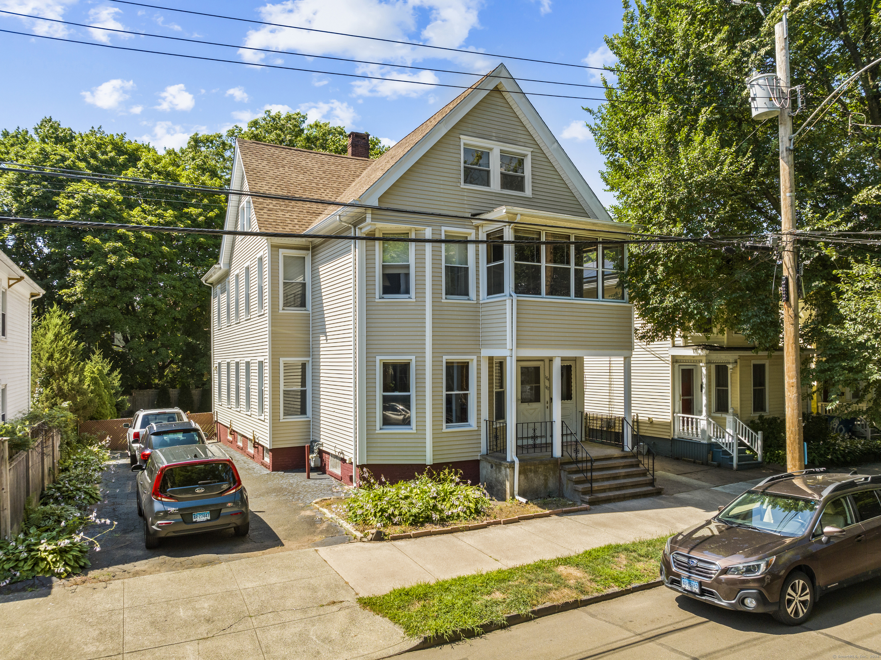 182 Nicoll Street