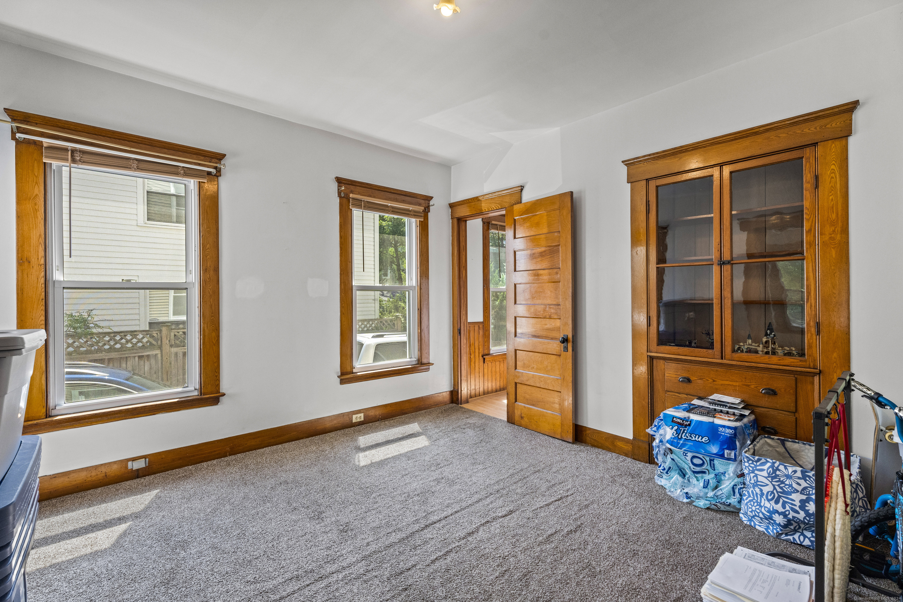 182 Nicoll Street